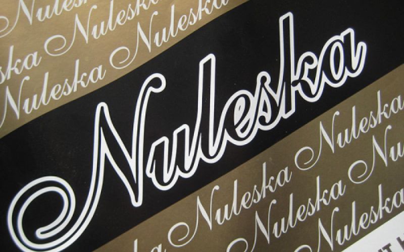 Etiqueta de marca Naleska Etiqueta de marca Naleska